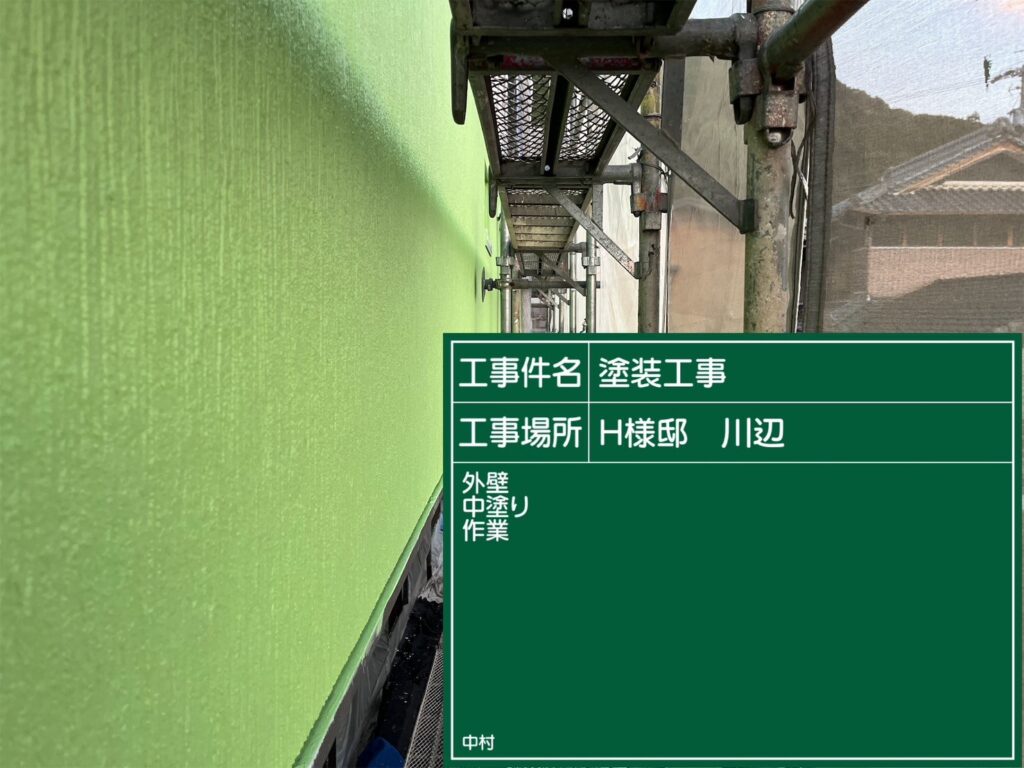 日成ホーム恵那店　外壁塗装工事　ベランダ防水　屋根塗装工事
施工事例　足場組立　高圧洗浄
軒天　外壁　ベランダ防水　屋根　付帯部
