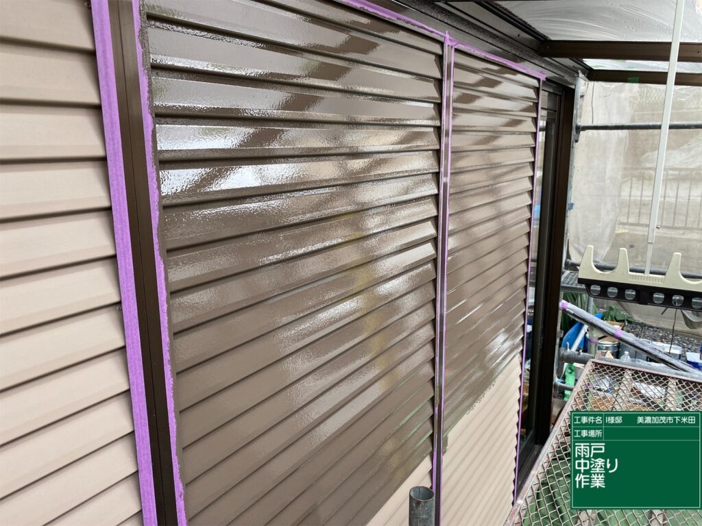 美濃加茂市　外壁塗装　塗装の日成　屋根ガルバ葺き替え　リフォーム　防水工事