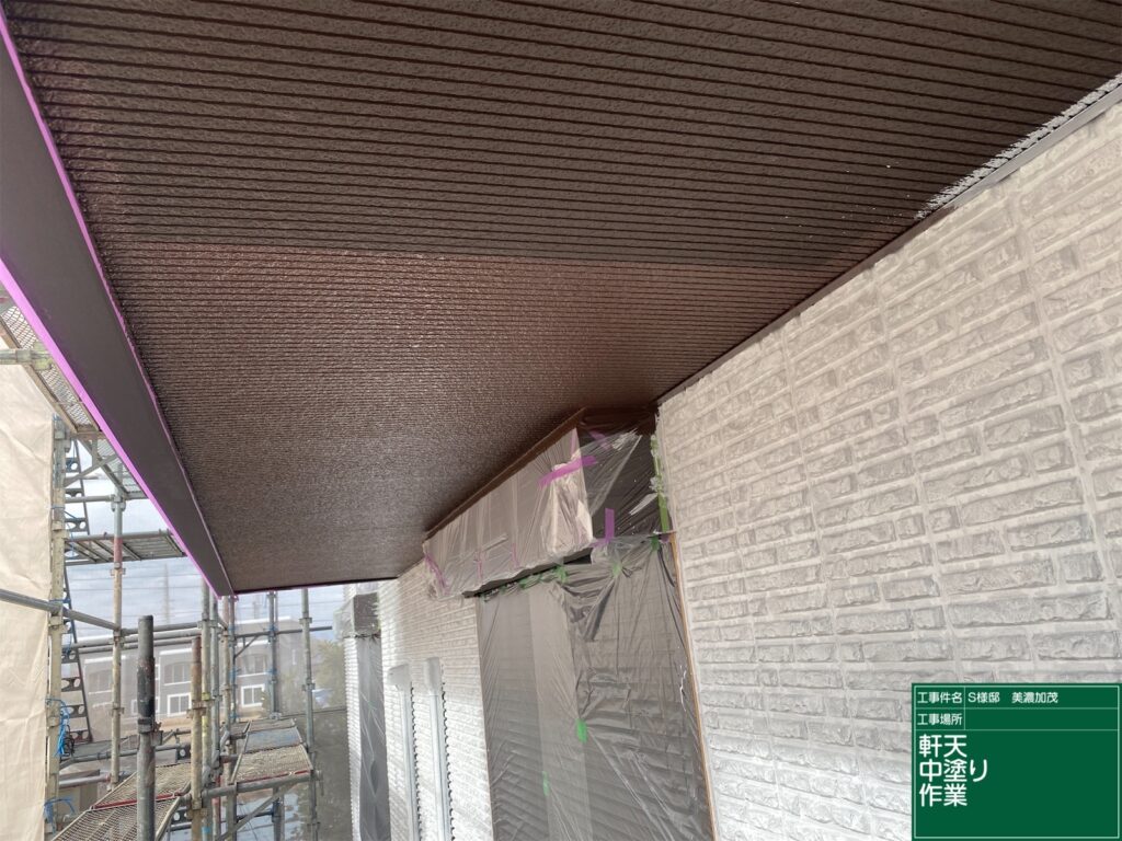 美濃加茂市 外壁塗装 塗装の日成 屋根ガルバ葺き替え リフォーム 防水工事 さくら建装