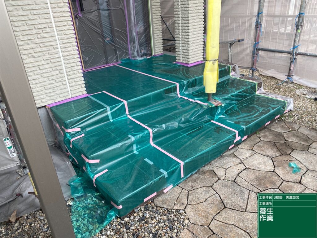 美濃加茂市　外壁塗装　塗装の日成　屋根ガルバ葺き替え　リフォーム　防水工事 さくら建装