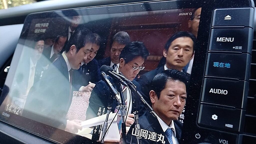 国会答弁が面白いですね。